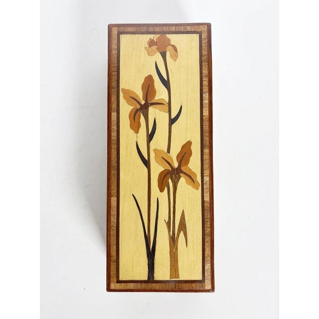 1950s Rectangular Wooden Box with Marquetry Decoration, France, 1950 For Sale - Image 5 of 12