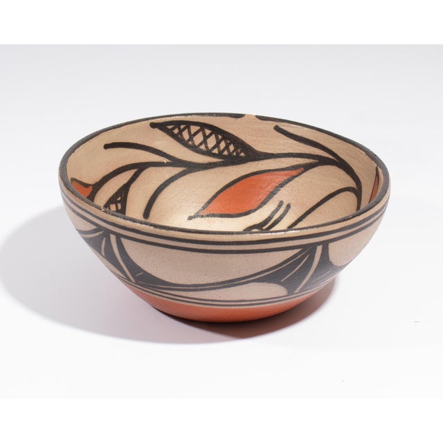 Signed 2008 Santo Domingo Pueblo Pottery Bowl With Bird by Ione Coriz For Sale - Image 4 of 8