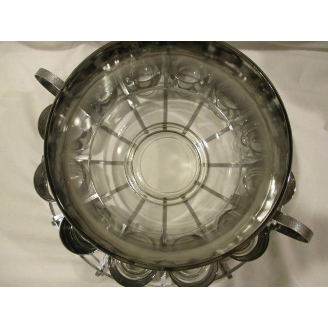 Vintage Dorothy Thorpe Mid Century Modern Silver Fade Ombre Complete Punch Bowl Set Retro 15 pcs Set Complete For Sale In Phoenix - Image 6 of 9
