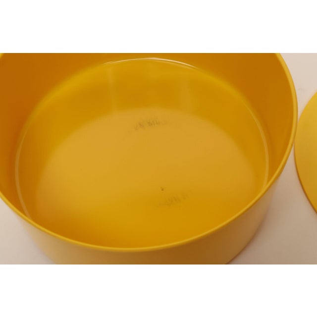 Yellow 1970s Mid-Century Modern Yellow Melamine Lidded Serving Bowl by Massimo Vignelli for Heller For Sale - Image 8 of 10