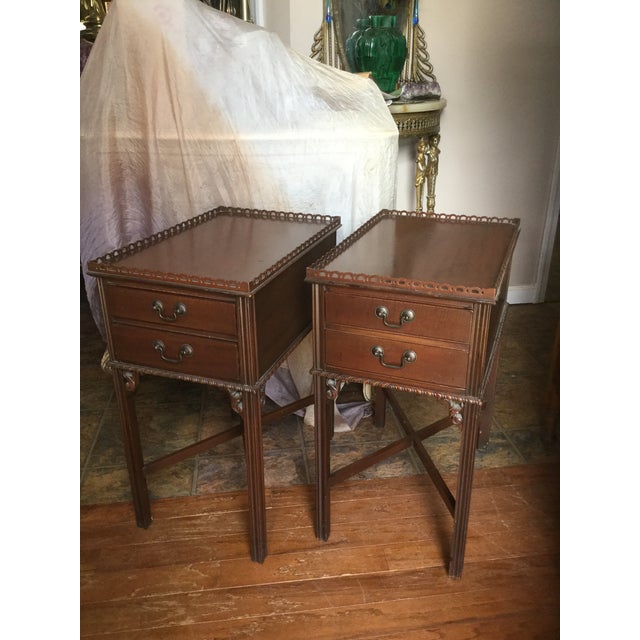 Antique Grand Rapids Mahogany Side Tables a Pair Chairish