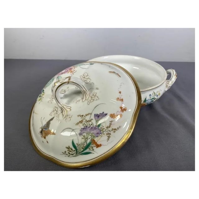 Antique Chinese Export Vegetable Tureen Hand Painted Insects & Flowers For Sale - Image 4 of 6
