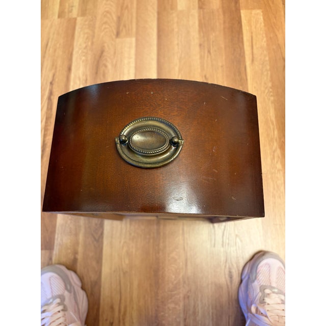 1930's Antique Federal Style Mahogany Kidney Shaped Leather Top Ladies Writing Desk For Sale - Image 11 of 11