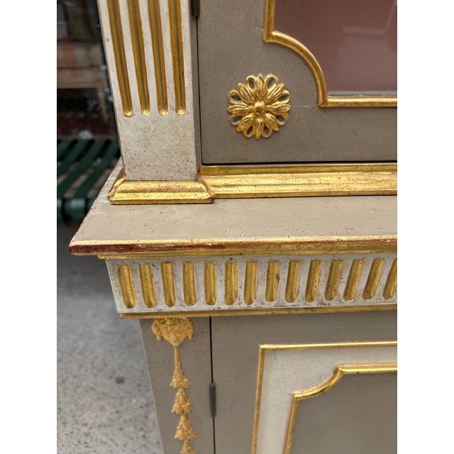 Light Gray Elegant Mid-Century Hollywood Regency Hand Painted Cabinet For Sale - Image 8 of 11