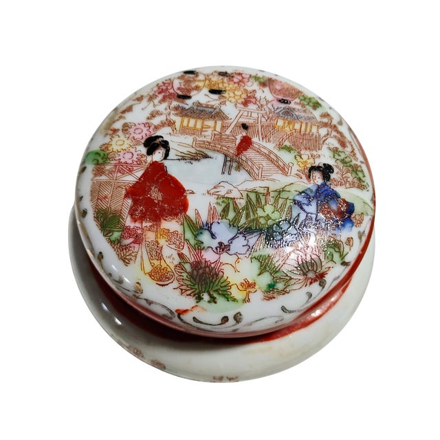 Vintage Mid-Century Japanese Geisha Girl Hand-Painted Porcelain Set - 4 Pieces For Sale - Image 10 of 18