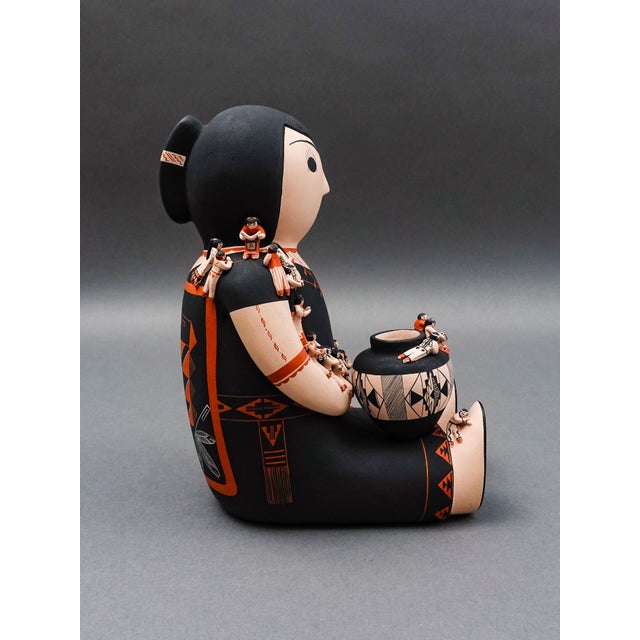 Mid-Century Modern Dena Suina Cochiti Pueblo New Mexico Storyteller 30 Children Pottery Sculpture For Sale - Image 3 of 8