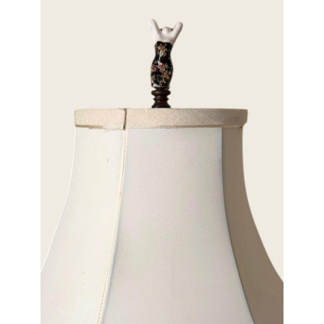 Vintage Mid-Century Modern Hand-Painted Porcelain Lady Table Lamp W/Porcelain Lady Finial For Sale - Image 13 of 18