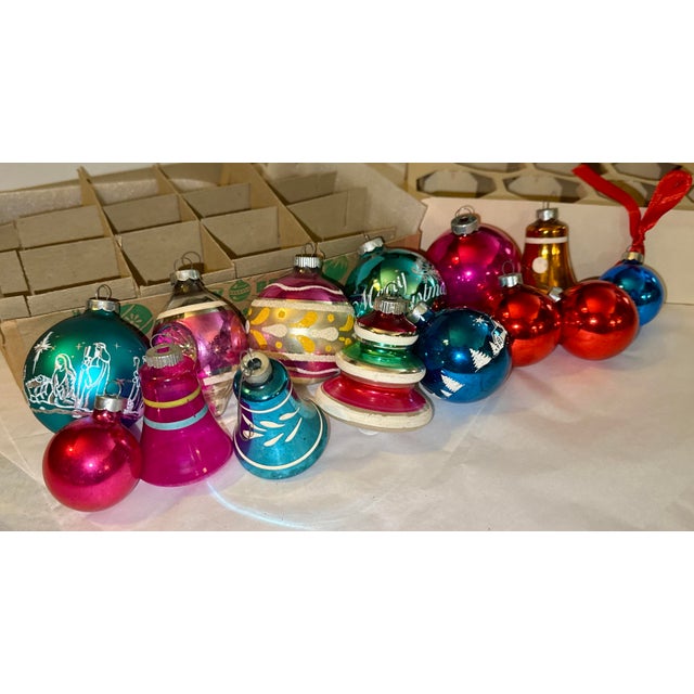 Vintage Shiny Brite Christmas Ornaments - Set of 14 For Sale - Image 10 of 13