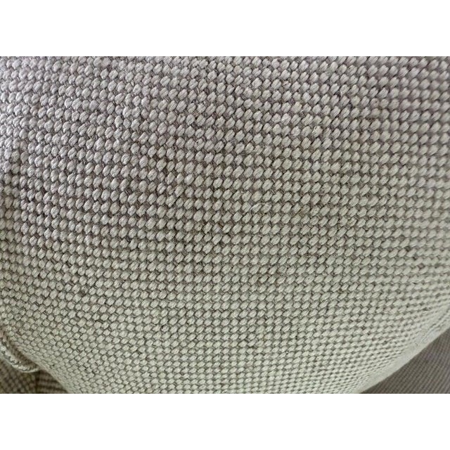 French Louis XV Style Tufted Chaise Lounge For Sale - Image 17 of 18