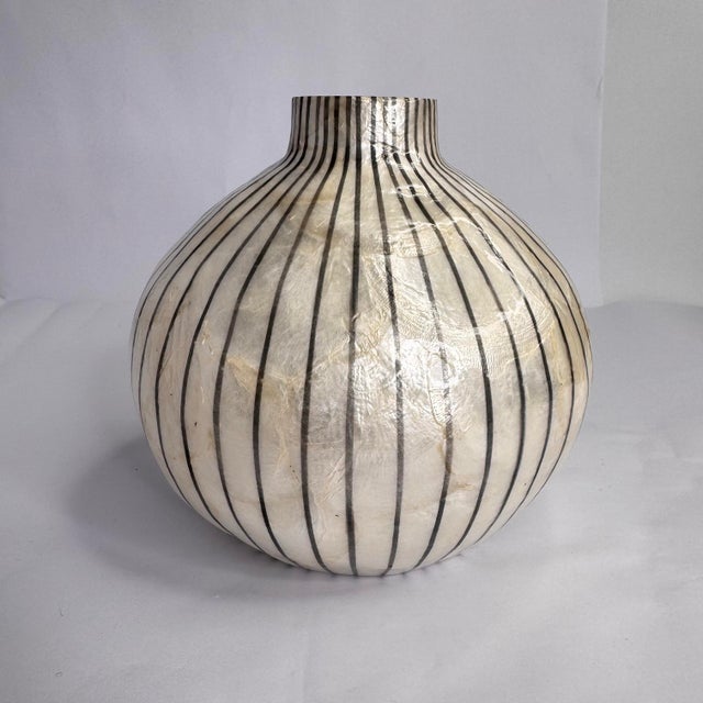 Shell Set of 3 Capiz Shell Vases – Coastal Modern Neutral Decorative Objects, Philippines For Sale - Image 7 of 12