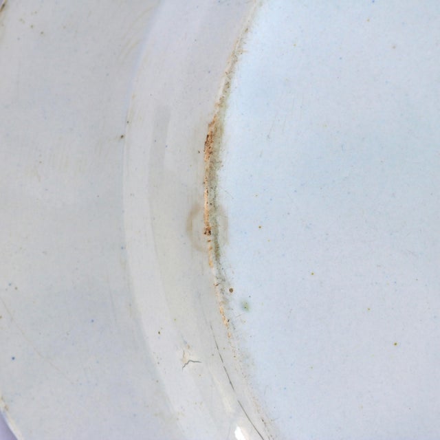 Ceramic 1810s Herculaneum Liverpool Blue Feather-Edge Pearlware Platter - 17.5" For Sale - Image 7 of 11