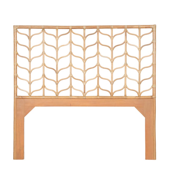 Coastal Ivy Platform Bed Queen, Natural For Sale - Image 3 of 5