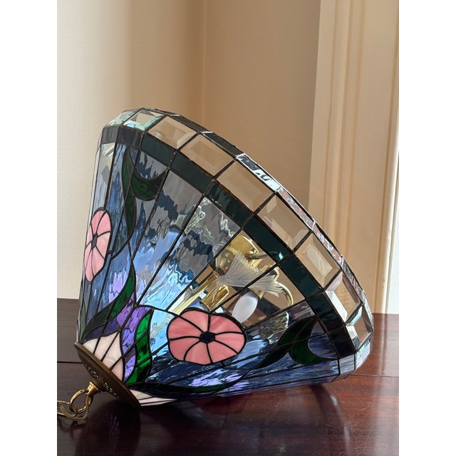 Vintage Tiffany-Inspired Stained Glass Hummingbird Pendant Lamp For Sale In Baltimore - Image 6 of 18