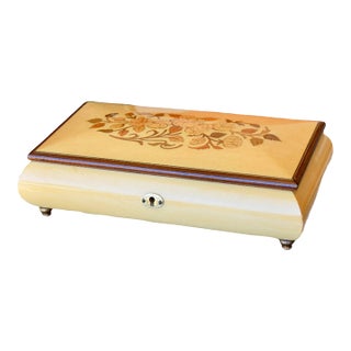 Mid 20th Century Italian Sorrento Inlaid Floral Bouquet Musical Box For Sale