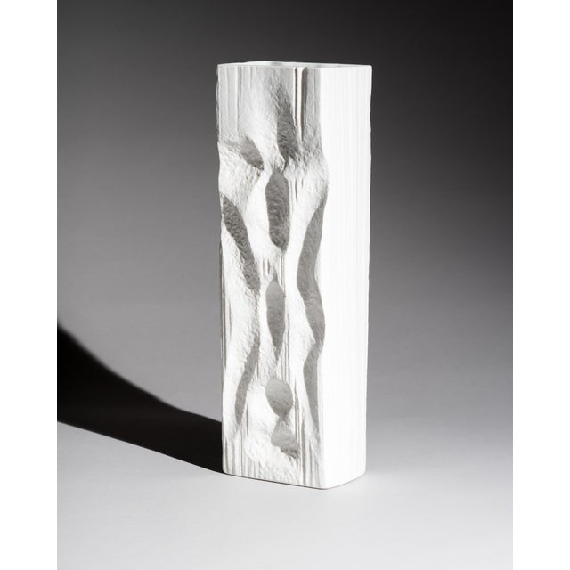 Op Art Porcelain Vase by Hans Martin Freyer for Rosenthal Studio-Line, Germany, 1960s For Sale - Image 10 of 10