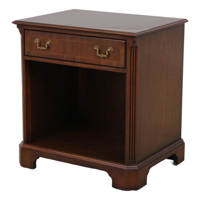 Kindel Mahogany Chippendale Style Nightstand For Sale