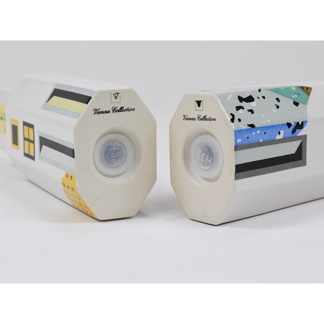 White Vintage Skyscraper Salt and Pepper Shakers by Heide Warlamis, 1990, Set of 2 For Sale - Image 8 of 18