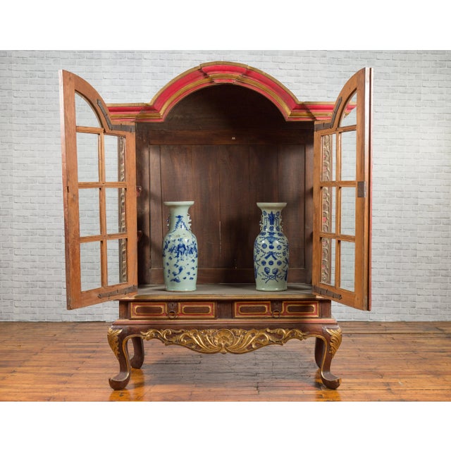 Dutch Colonial Early 20th Century Bonnet Top Gilded Cabinet with Glass Doors For Sale - Image 12 of 13