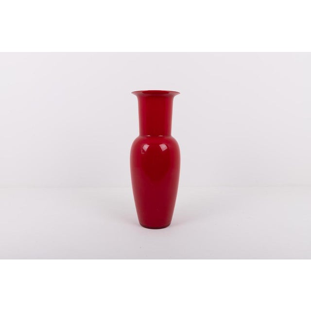 Opalino Red Vase by Venini, 1980s For Sale - Image 6 of 6