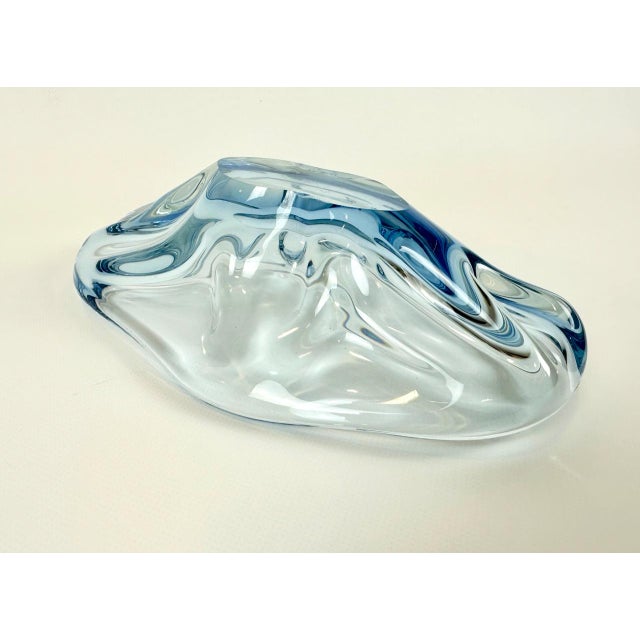 Blue Art Glass Bowl attributed to Josef Hospodka for Chribska Sklarna, 1960s For Sale - Image 8 of 10