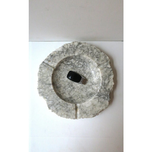 Late 20th Century Italian Marble Ashtray Catchall, Organic Modern, Large For Sale - Image 5 of 10
