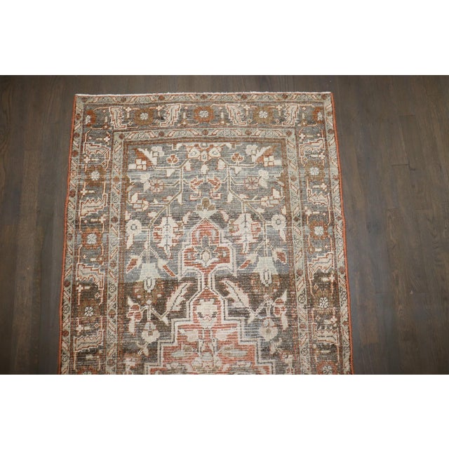 Early 20th Century Brown Apricot Persian Heriz Scatter Rug no. j5259 For Sale - Image 5 of 6
