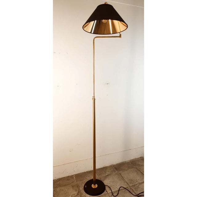 Height-Adjustable and Extendable Floor Lamp with Gold Lampshade For Sale - Image 11 of 18