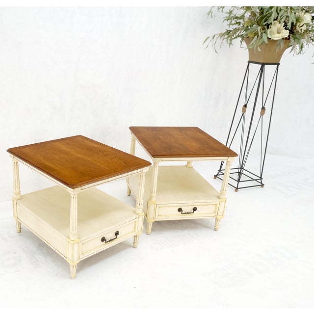 Henredon Walnut Banded Tops One Drawer End Tables Night Stands Mint! For Sale - Image 6 of 16