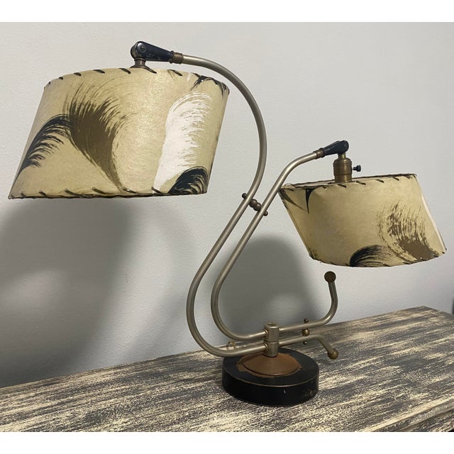 Mid-Century Modern 1950s Atomic Dual-Arm Table Lamp With Fiberglass Shades, Attributed to Majestic For Sale - Image 3 of 10