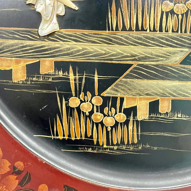 Japanese Meiji Period Charger Plate Featuring Geishas For Sale - Image 4 of 7