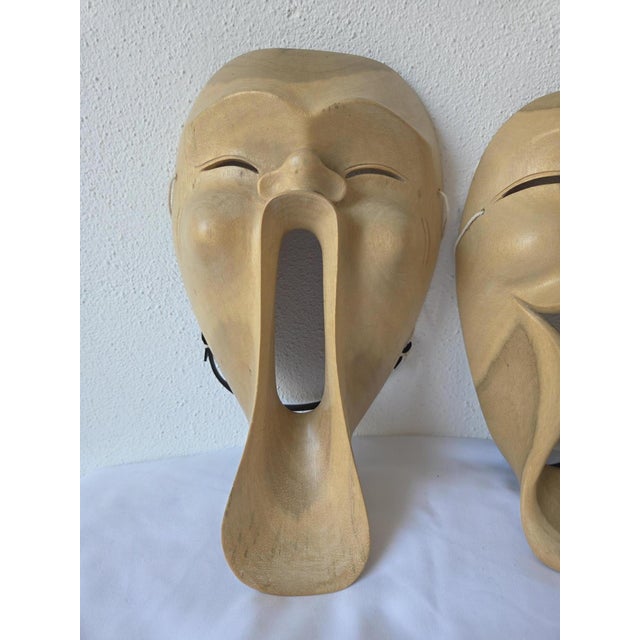 Indonesian Hand-Carved Hibiscus Wood Topeng Theater Scream Masks, 1950s, Set of 2 For Sale - Image 3 of 5