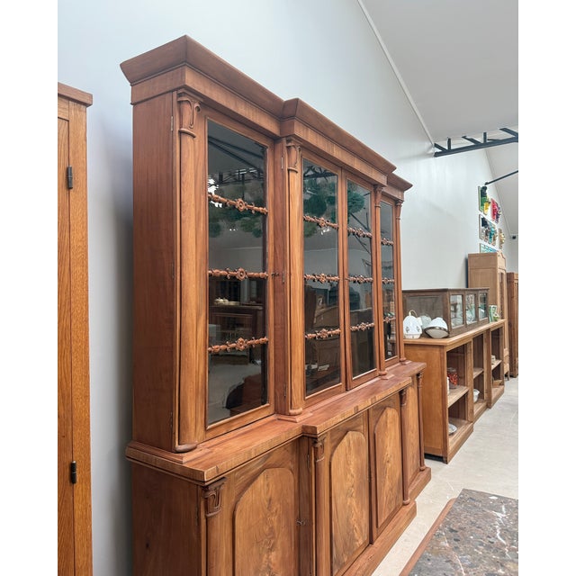 Large English Bookcase in Walnut and Mahogany For Sale - Image 9 of 18
