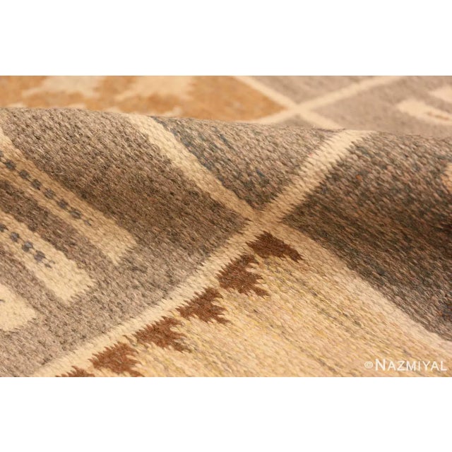 Cream Nazmiyal Collection Vintage Scandinavian Rakel Callander Swedish Kilim Rug For Sale - Image 8 of 9