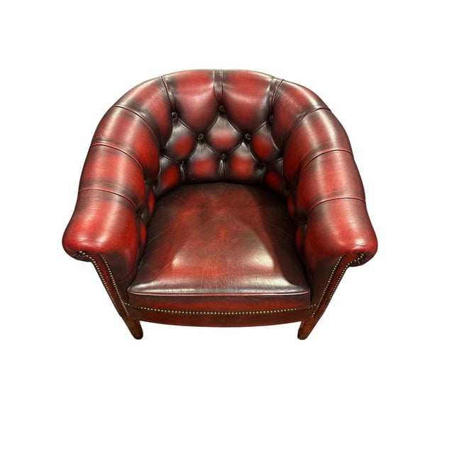 Vintage Chesterfield-Style Club Chair in Oxblood Leather For Sale - Image 6 of 7