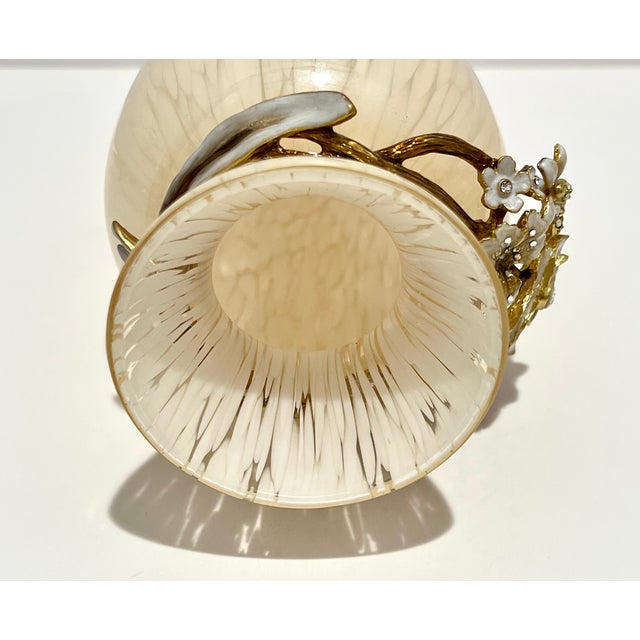 Jay Strongwater Polly Vase Jeweled Enamel Flowers Swarovski Crystals Signed For Sale - Image 4 of 8