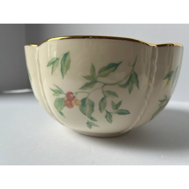 Beautiful Lenox cottage bowl that has a variety of uses. Candy dish, nut bowl, or simply as a decorative accent piece. The...
