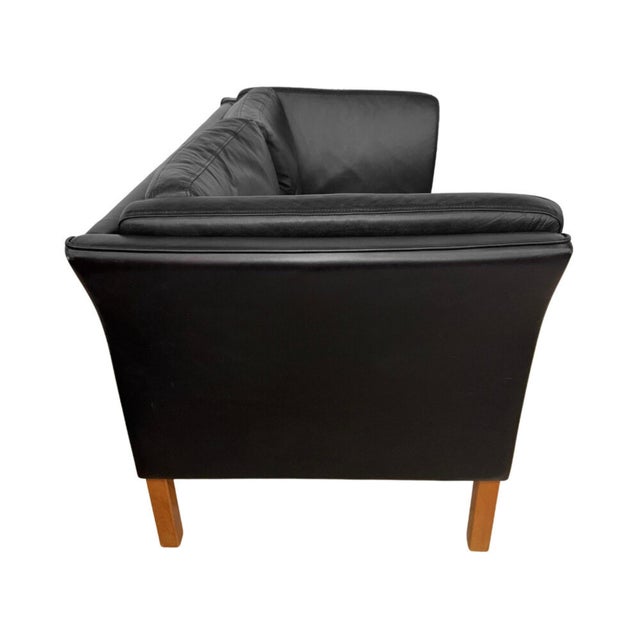 Mid 20th Century Danish Leather Sofa by Hurup Møbler For Sale - Image 4 of 5