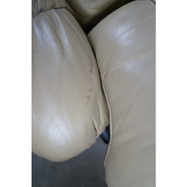 Late 20th Century Vintage Stressless Leather Reclining Swivel Lounge Chairs & Ottoman Attributed to Ekornes For Sale - Image 5 of 14