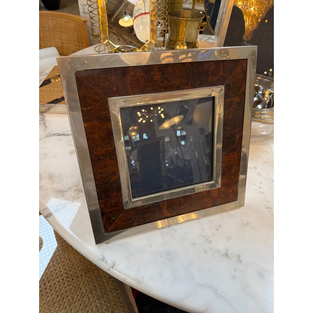 Signed Tommaso Barbi Italian Burl Wood and Brass Picture Frame, 1970s For Sale In Los Angeles - Image 6 of 6