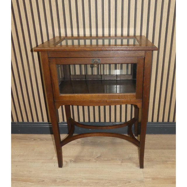 Elegant little piece of furniture delicate tea cabinet/bar cabinet/showcase cabinet Nostalgic turn of the century, oak...