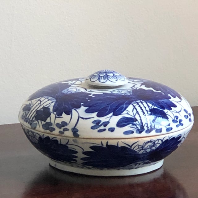 Vintage Chinoiserie Blue & White Porcelain Lidded Box For Sale - Image 13 of 13