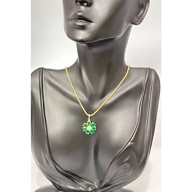 Emerald and Solitaire Diamonds Flower Pendant Necklace 14 Karat Yellow Gold For Sale - Image 10 of 18
