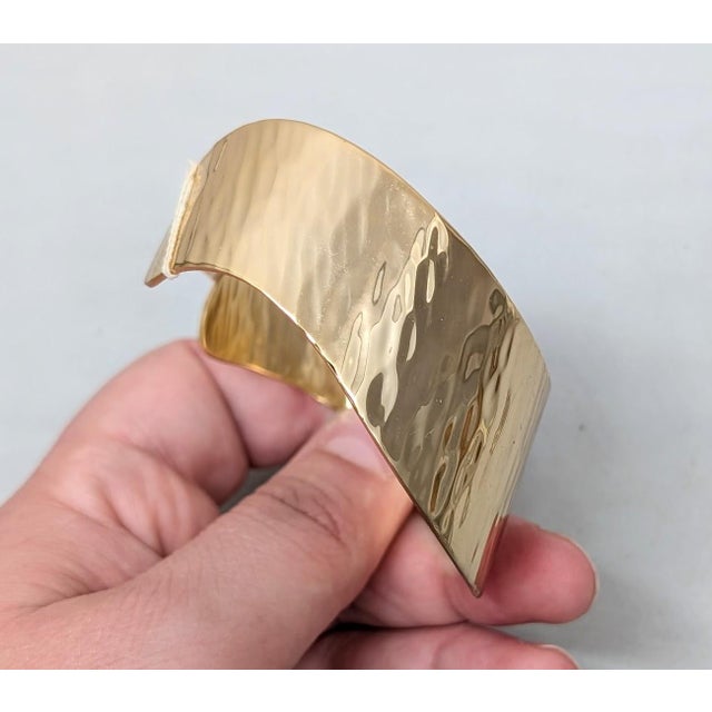 Vintage C1976 Signed Napier Goldtone Wavy Cuff Bracelet For Sale - Image 9 of 16