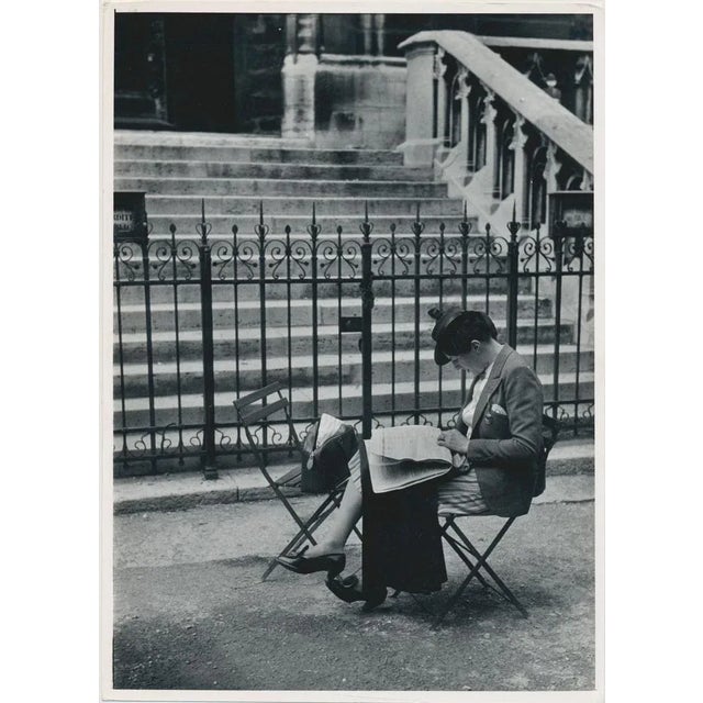 1950s Woman, 1950s, Black and White Photograph For Sale - Image 5 of 5