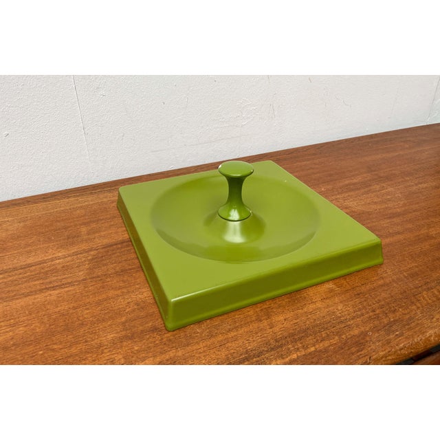 Mid-Century Modern Space Age German Olive Green Quadro Wall Coat Rack by Jürgen Lange for Schönbuch, 1970s For Sale - Image 16 of 16