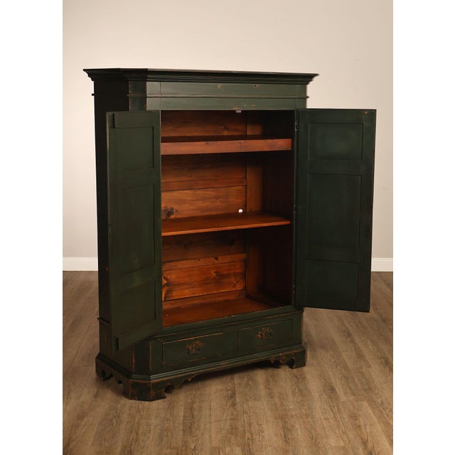 Farmhouse American Country Primitive Style Painted Linen Cabinet For Sale - Image 3 of 18