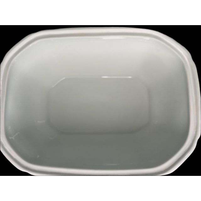 Ceramic 1980s Mottahedah Canton Tureen With Under Plate For Sale - Image 7 of 9