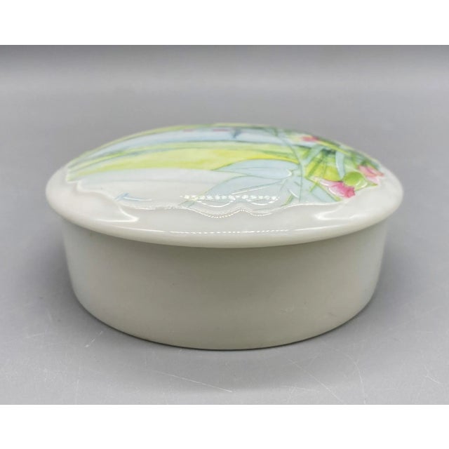 Vintage French Limoges Le Roy Porcelain Floral Trinket/ Jewelry Box For Sale - Image 10 of 13