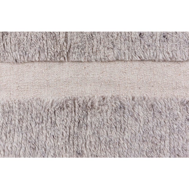 Light Gray Monumental Elegance: Modern Art Deco Wool Rug by Doris Leslie Blau For Sale - Image 8 of 9