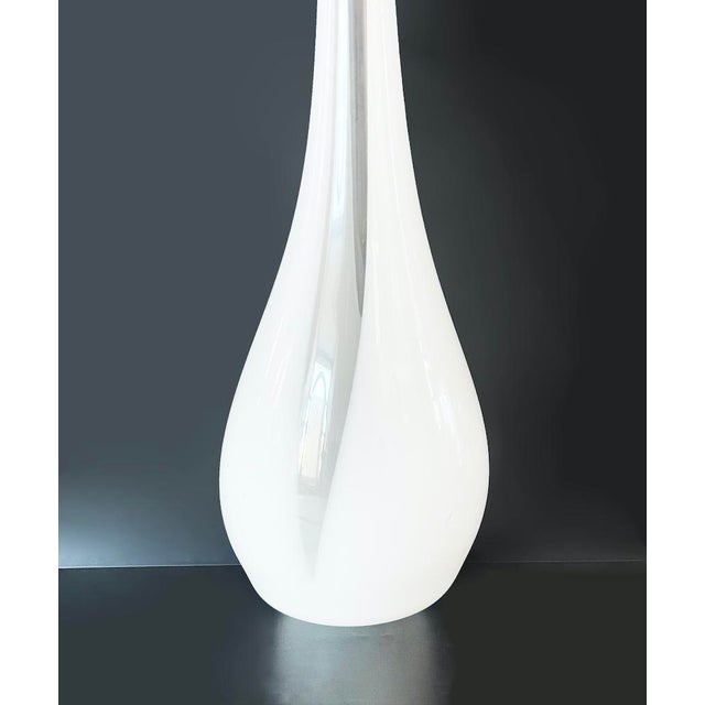 Pear-Shaped Vase in Murano Glass attributed to Murano for Maestri di Murano For Sale - Image 3 of 5